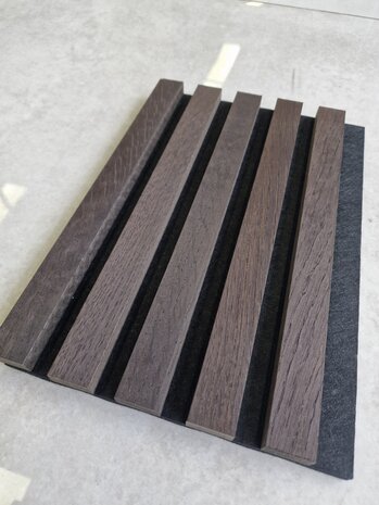EXPLORE SMOKED oak akoestische wand panelen lattenwand met Vilt 52x260