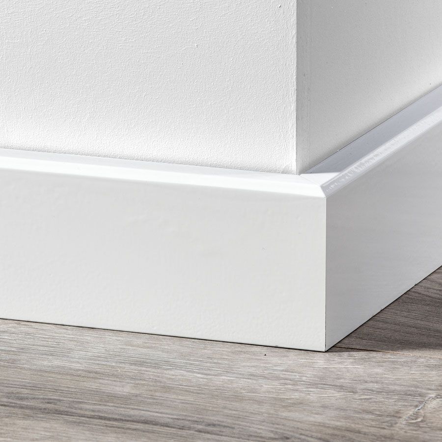 Renovatie plint klassiek incl. montage per meter